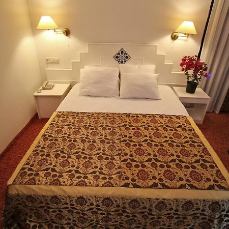 Green Valley Boutique Hotel เกเมร์ ภายนอก รูปภาพ
